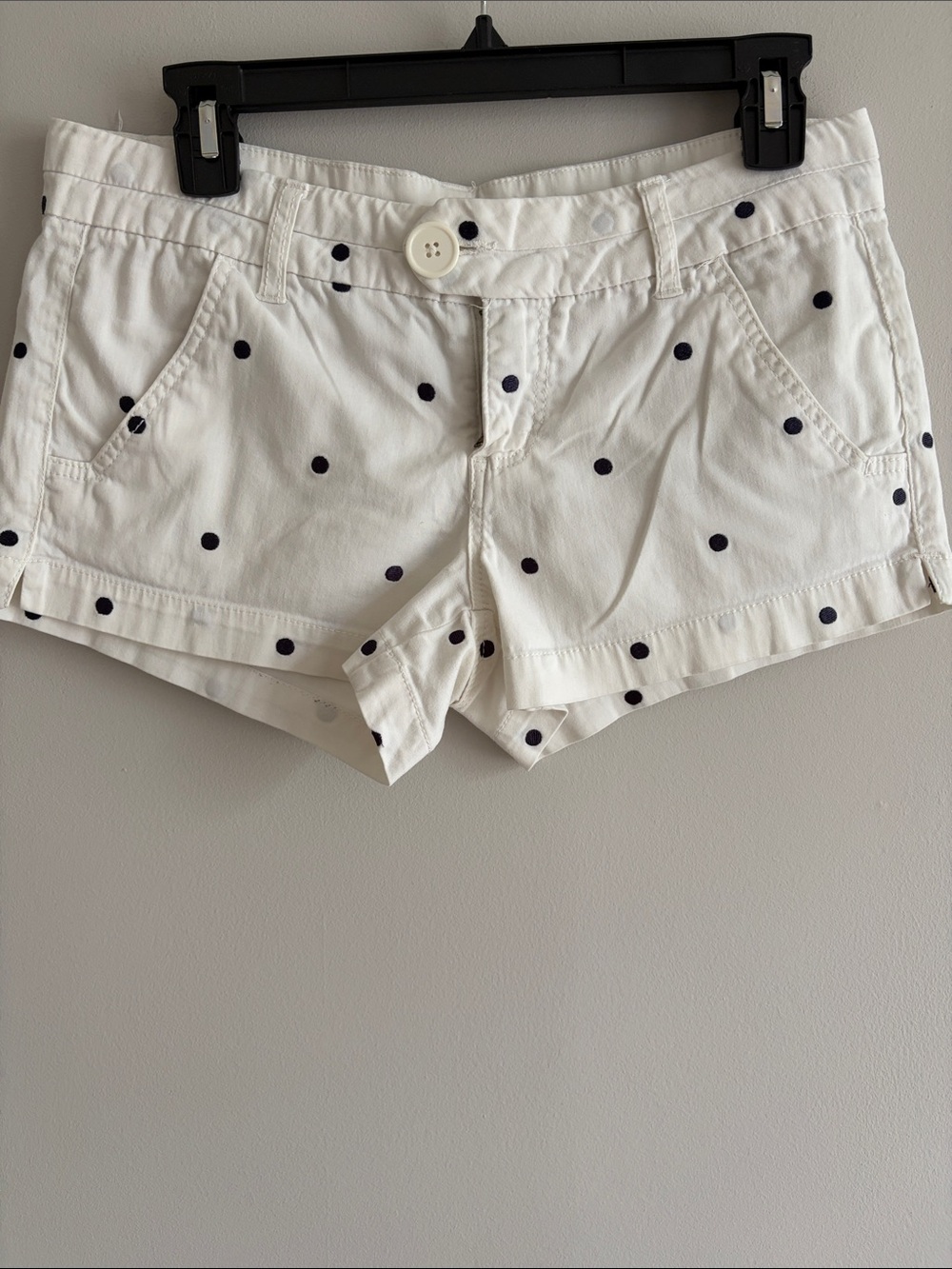 Freestyle Revolution White Shorts with Navy Dot Print